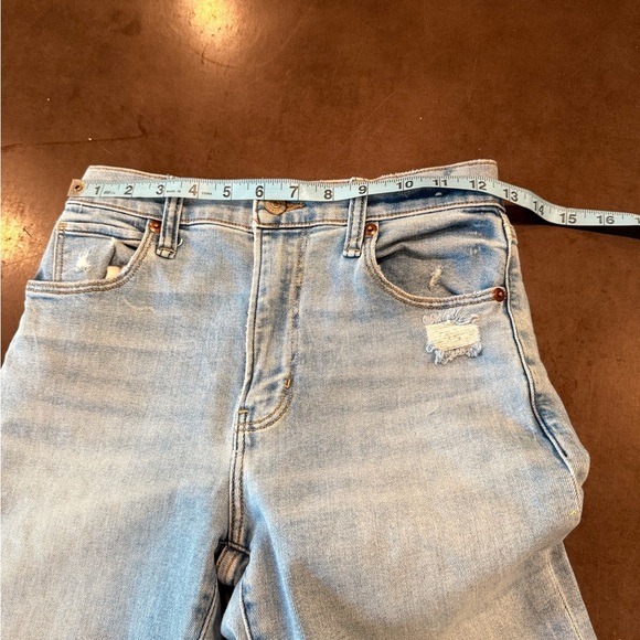 Abercrombie & Fitch Light Blue Distressed Ankle Jeans - Picture 8 of 8